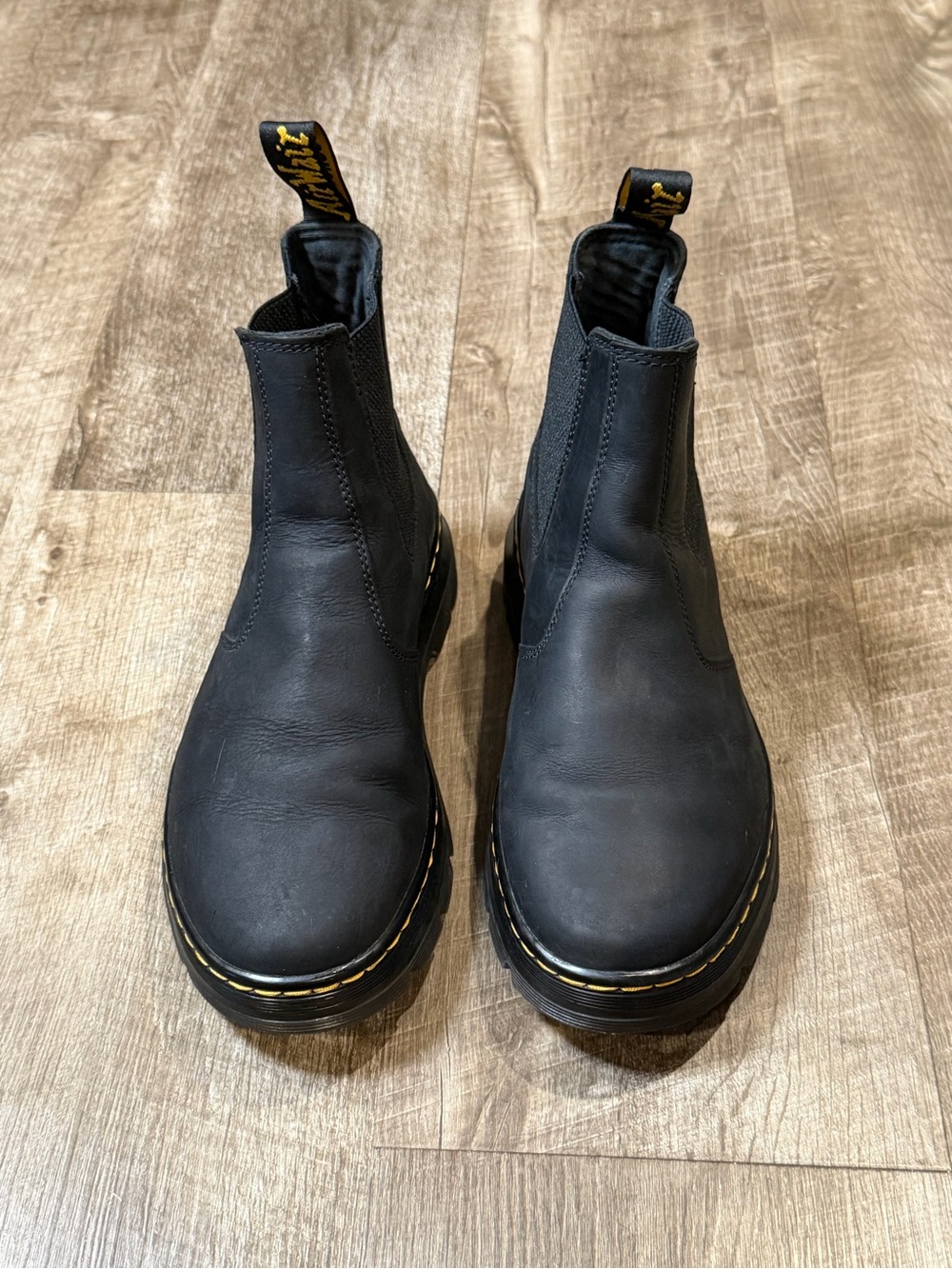 Dr. Martens AirWair Embury Black Leather Chelsea Boots Women's 9/ Men's 8